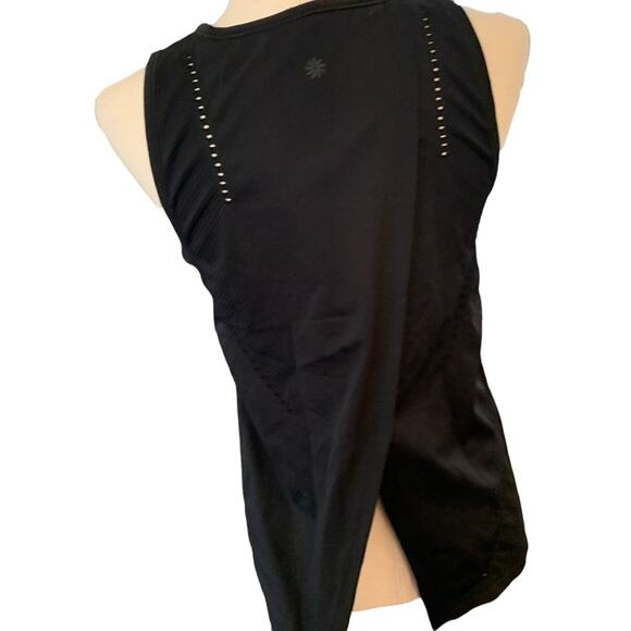 ATHLETICA sports top. Split in back. Size by measurements. Size M - Picture 6 of 8